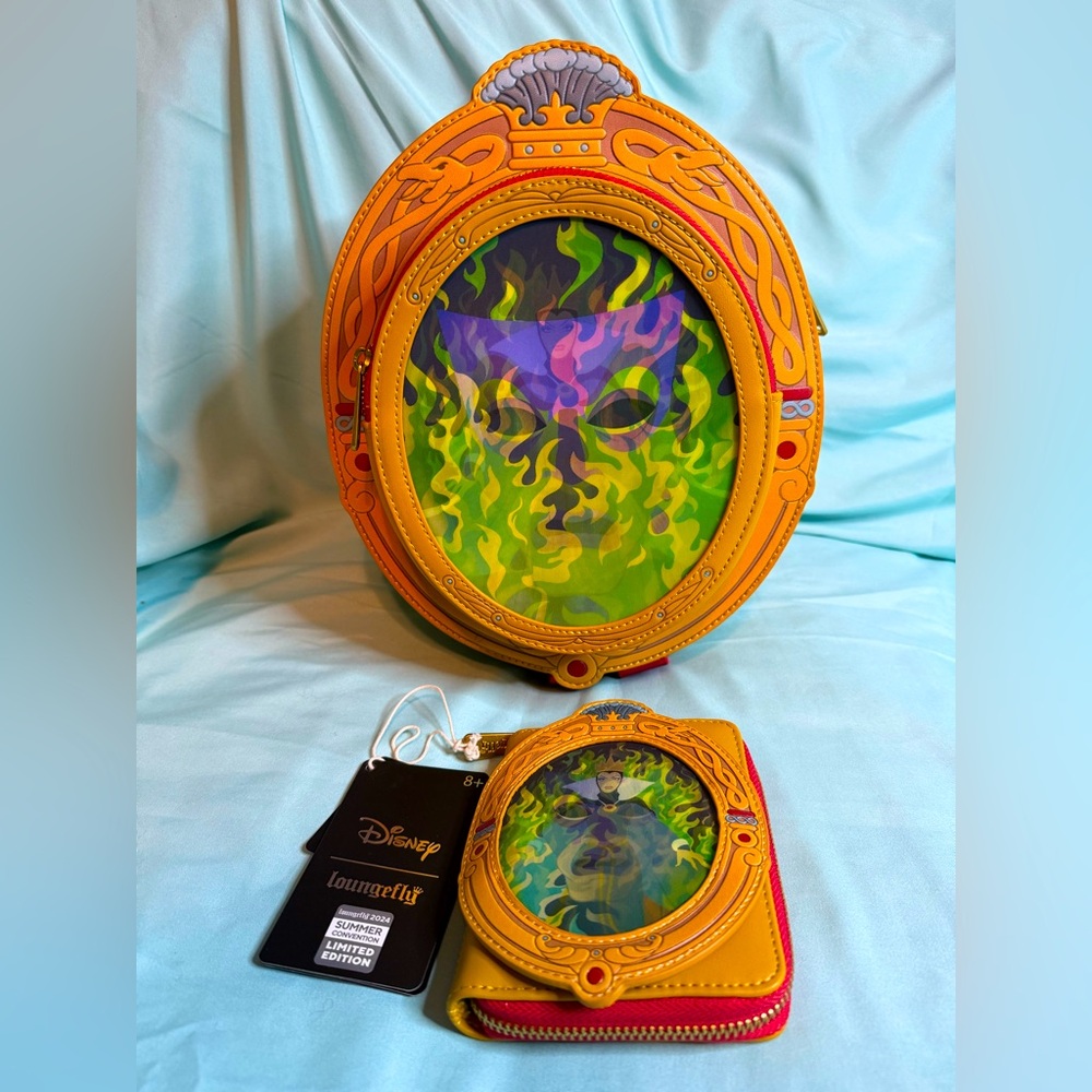 Loungefly x Disney SDCC Villains Evil Queen Lenticular Backpack & Wallet Set